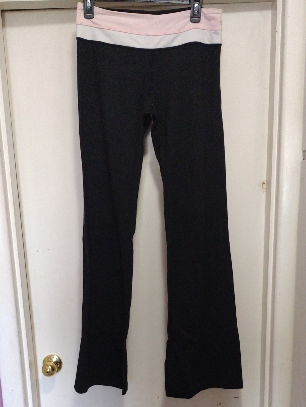 lululemon athletica Black Boot-Cut Yoga Pants with Pink & White Waistband M